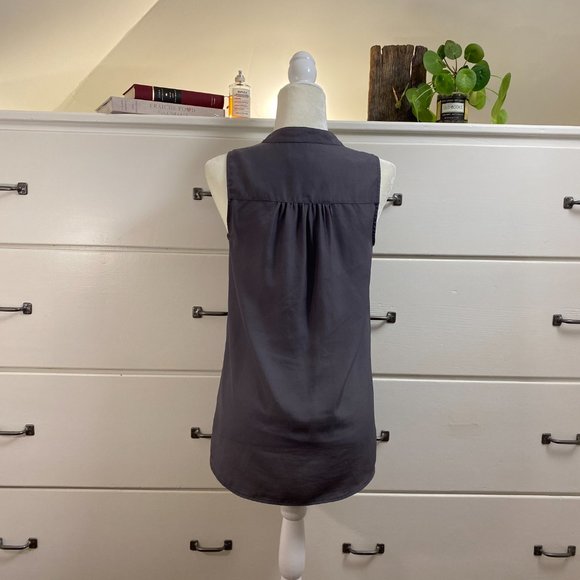 J. Crew Blouse + Button Down + Grey + Size 2 - Picture 5 of 7